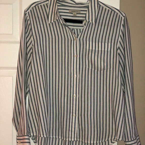 NWT Calvin Klein Jeans Women’s Button Up Shirt - Picture 3 of 5